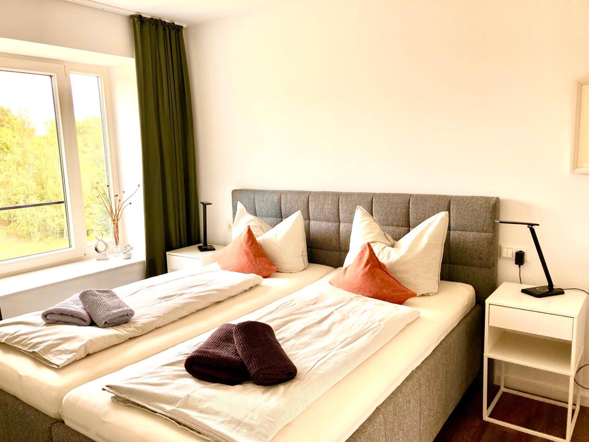 Apartment Ein Katzensprung Zum - 3 Zi, 2 Baeder, Balkon Binz